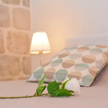 Pensión Rilati Old Town Palace 2 3*